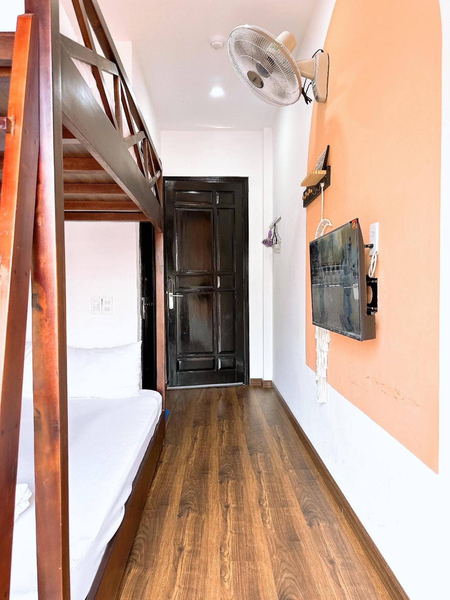 Moon Homestay Thon Kim Long Buitenkant foto